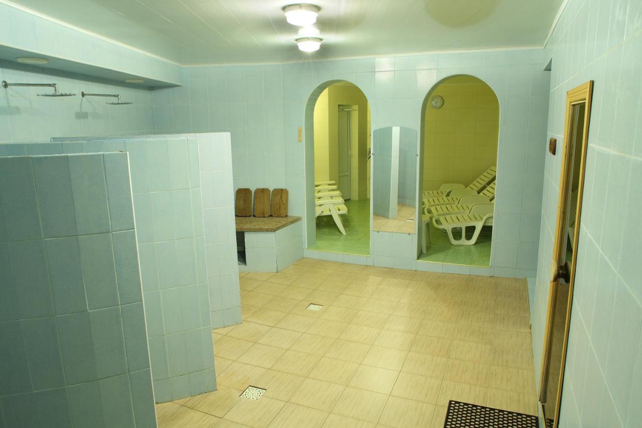 Hotel Dobrodiy Vinnycja Esterno foto